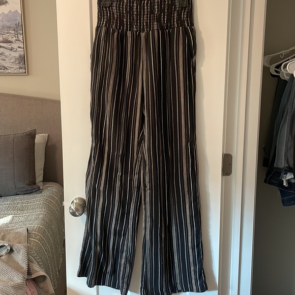 Billabong pants - Picture 4 of 4